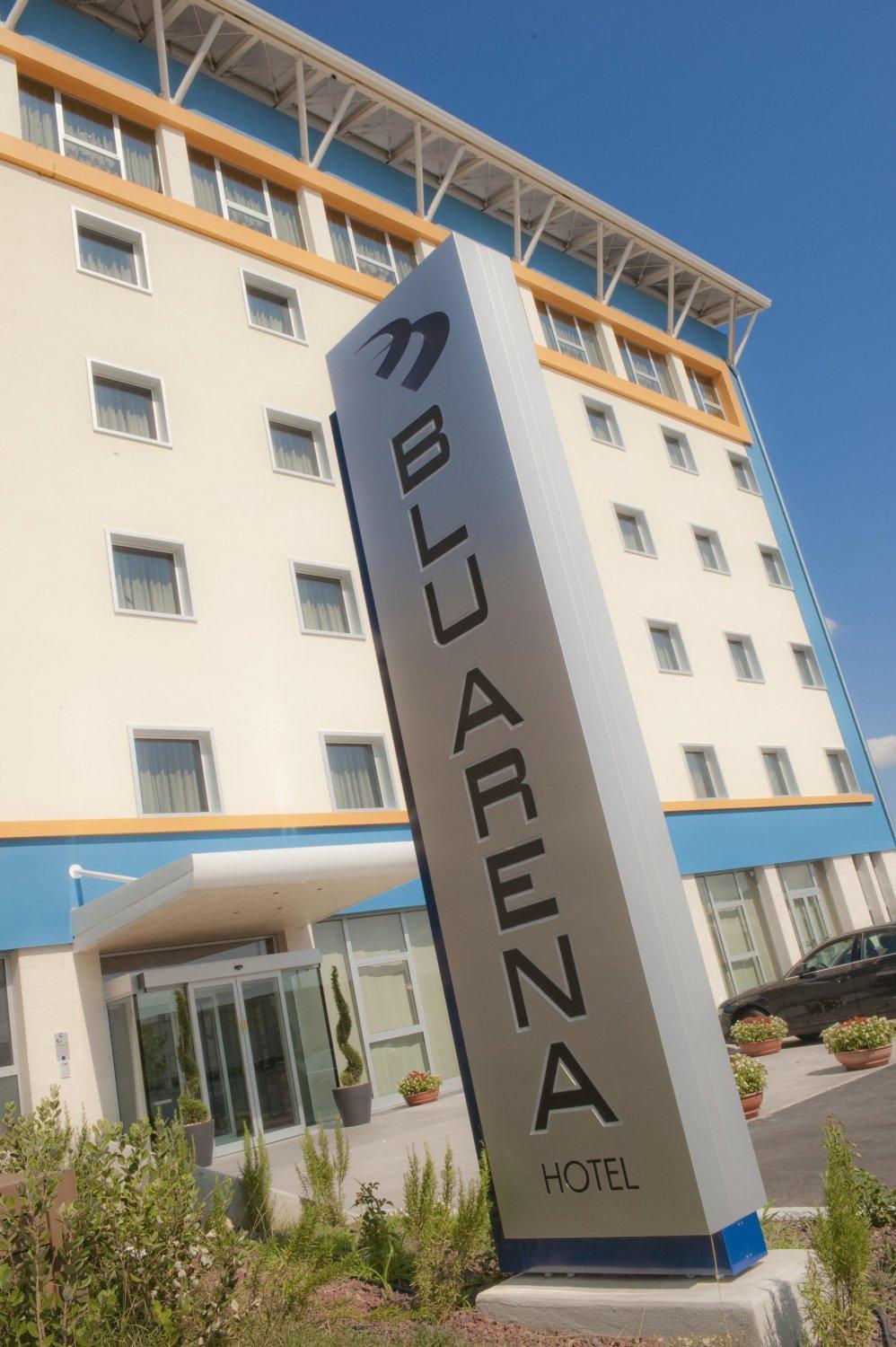 Blu Arena Hotel Montecchio  Zewnętrze zdjęcie